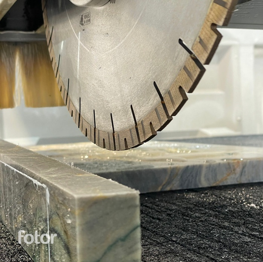 V-Array bridge saw blade